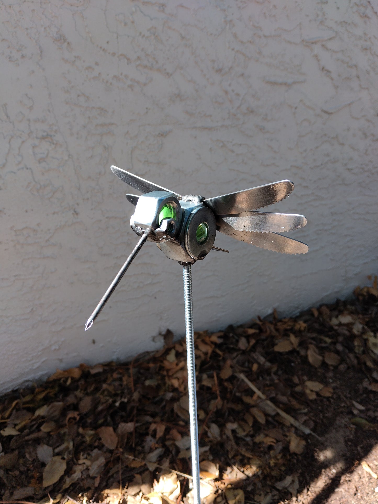 Green Humming Bird, Welded Metal Sculpture, Garden Stake Yard Art